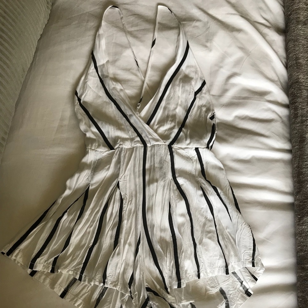 BLACK AND WHITE STRIPED ROMPER